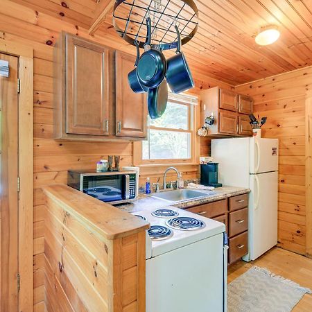 Quaint Blue Ridge Cabin Rental With On-Site Stream! Sparta 外观 照片