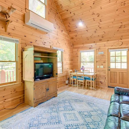 Quaint Blue Ridge Cabin Rental With On-Site Stream! Sparta 外观 照片