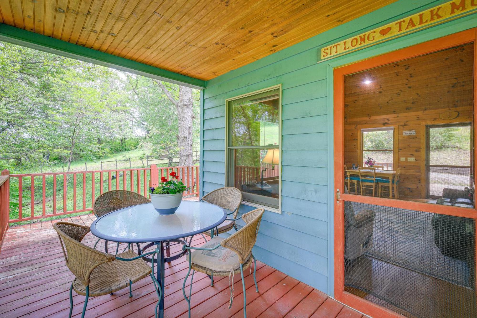 Quaint Blue Ridge Cabin Rental With On-Site Stream! Sparta 外观 照片